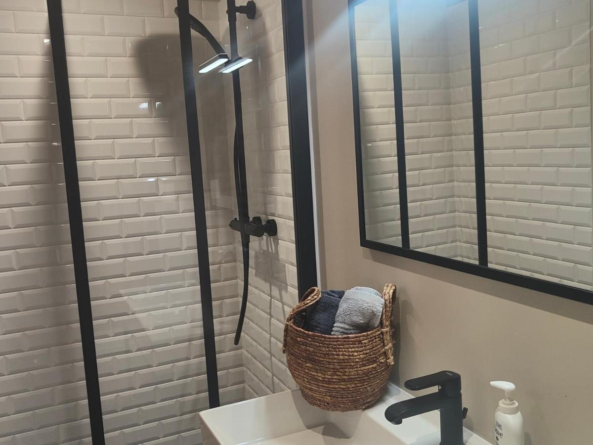 Appart Halo Et Duplex Les Filles Dinan Exterior foto